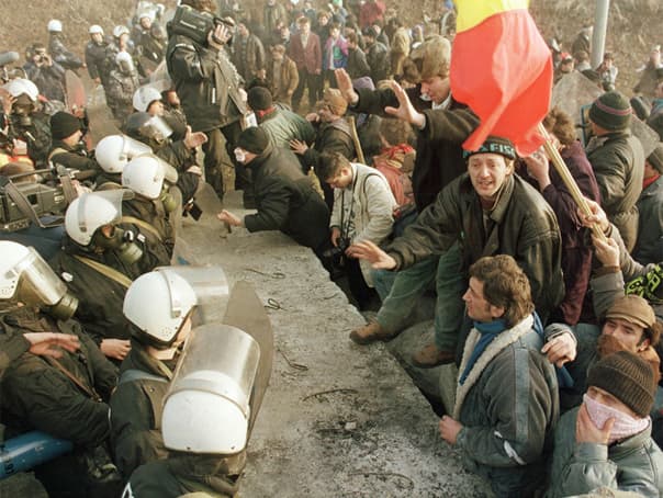 Mineriada din ianuarie 1999